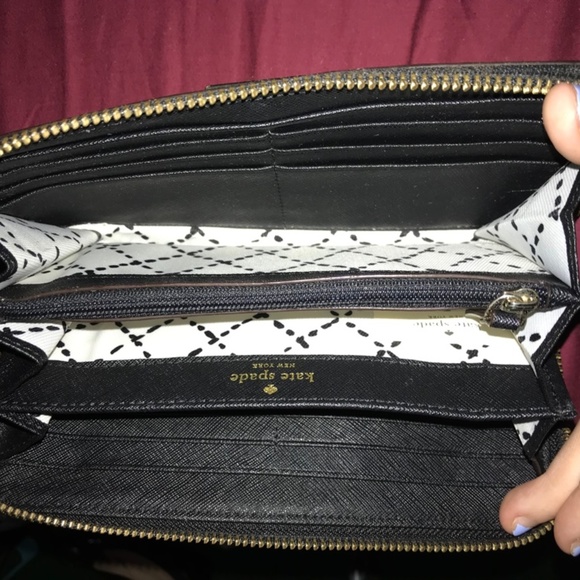 Kate Spade black large continental wallet - Picture 3 of 3
